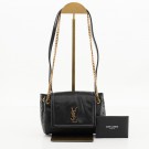 Saint Laurent Mini Nolita (2023) – elegant veske i sort lammeskinn  Klassisk Saint Laurent Mini Nolita i mykt sort lamme thumbnail