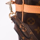 Louis Vuitton Compeigne Clutch thumbnail