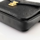 Louis Vuitton Pochette Métis (2017) – ikonisk veske i sort Monogram thumbnail