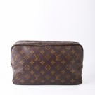 Louis Vuitton Trousse 28 1991 – Klassisk og praktisk thumbnail