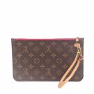 Louis Vuitton Pouch (2015) – klassisk clutch i Monogram canvas thumbnail