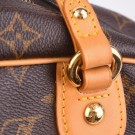 LOUIS VUITTON MONTORGUEIL (2009) – ROMSLIG OG TIDLØS TOTE thumbnail