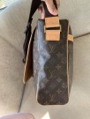 Louis Vuitton Messenger Bag thumbnail
