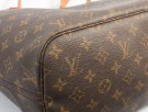 Louis Vuitton Neverfull MM thumbnail