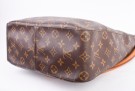 LOUIS VUITTON LOOPING GM (2000) – MODERNE OG STRUKTURERT SKULDERVESKE thumbnail