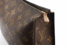 Louis Vuitton Toiletry 26 thumbnail