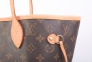 Louis Vuitton Neverfull MM thumbnail