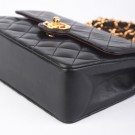 CHANEL MINI LAMBSKIN (1989) – IKONISK OG TIDLØS KLASSEVESKE thumbnail