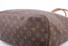 Louis Vuitton Neverfull MM thumbnail