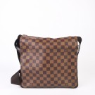 LOUIS VUITTON NAVIGLIO (2004) – PRAKTISK OG MODERNE CROSSBODY thumbnail