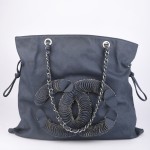 CHANEL DENIM TOTE – CC MONOGRAM (2009)