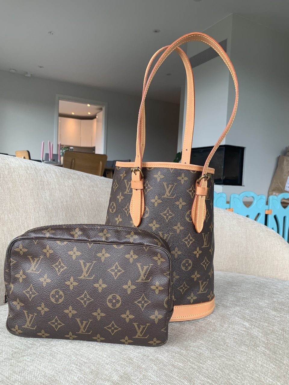 Bucket PM og Trousse str 23