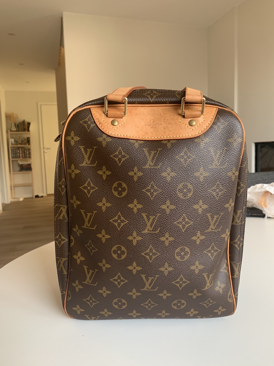 Louis Vuitton Handbag i monogram canvass