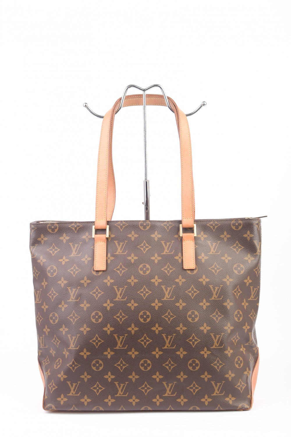 monogram canvass