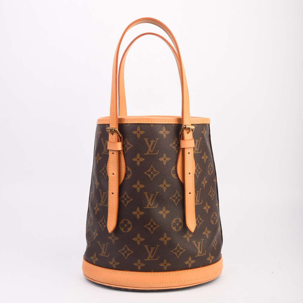 monogram canvass
