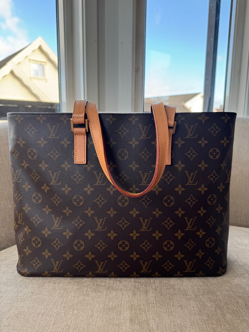 monogram canvass