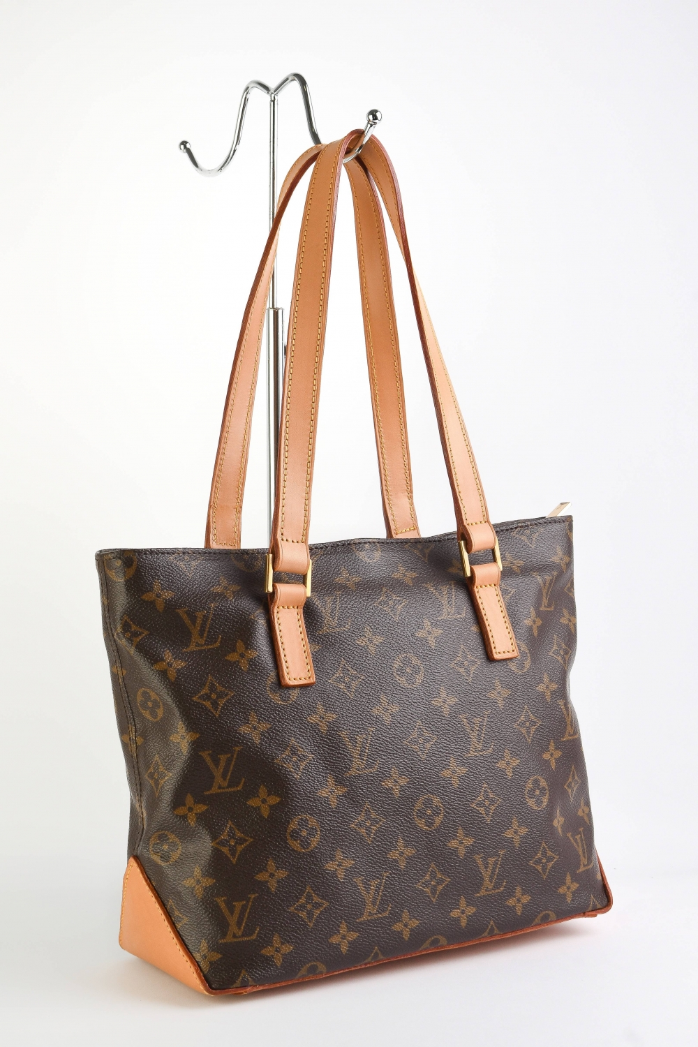 monogram canvass