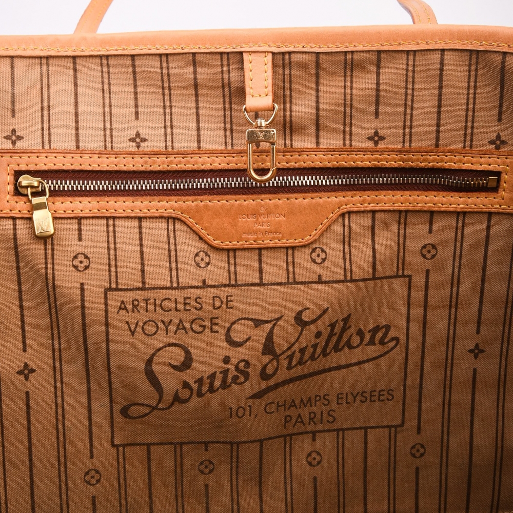 monogram canvass